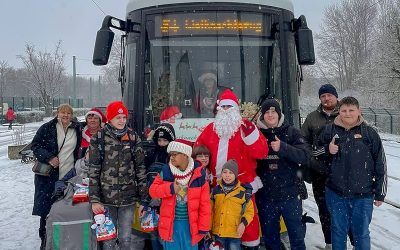 Ein schöner Ausflug mit der Weihnachtsstraßenbahn