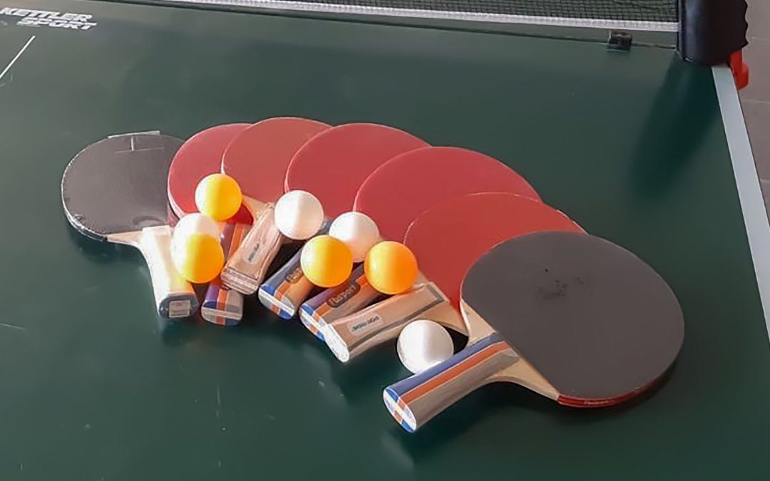 Neue Tischtennisausrüstung für die Kinderkrebsstation