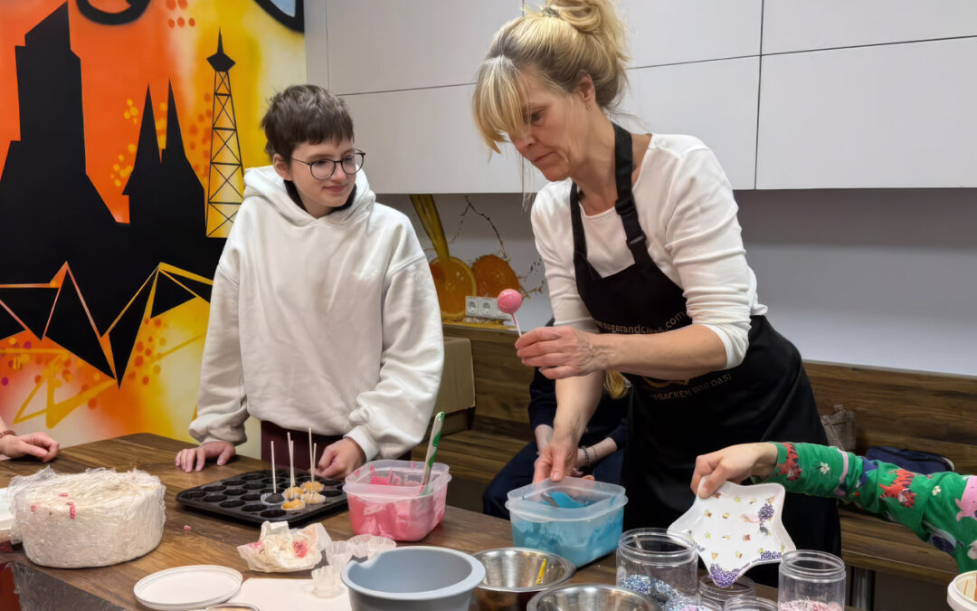 Süße Auszeit: Miss Cupcake begeistert die Kinder auf der Krebsstation