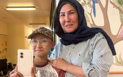 Ein kleiner Wunsch, eine große Freude: Mahsa bekommt ein iPhone
